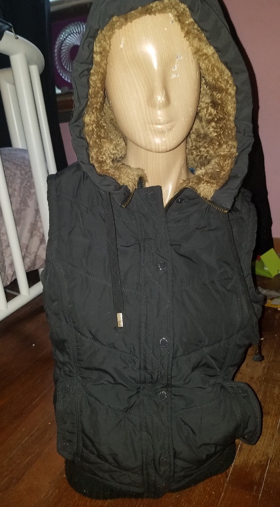 American eagle outfitters vest